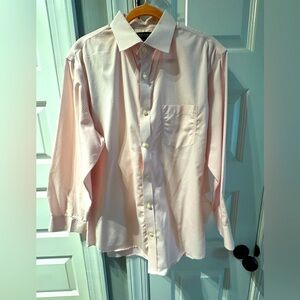 Men’s large pink & white plaid button down Banana Republic shirt